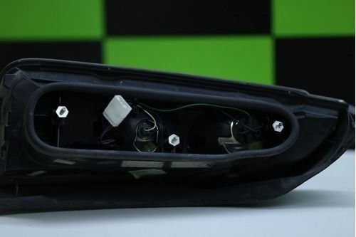 Lantrena Traseira Direita Fiat Idea 2012 Á 2015 Com Detalhe Original Usado