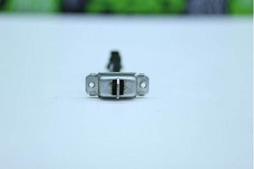 Limitador De Porta Dianteira Direita Hyundai Hb20 2012 2013 Original Usado