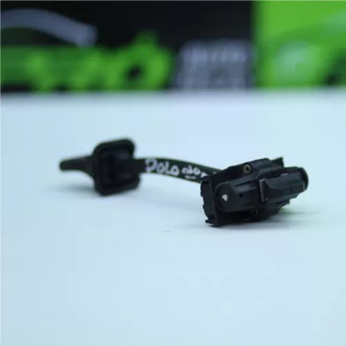 Limitador De Porta Dianteira Direita Vw Polo 2018 A 2022 Original Usado