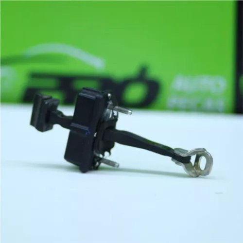 Limitador De Porta Dianteira Esquerda Fiat Argo 2018 A 2021 Original Usado
