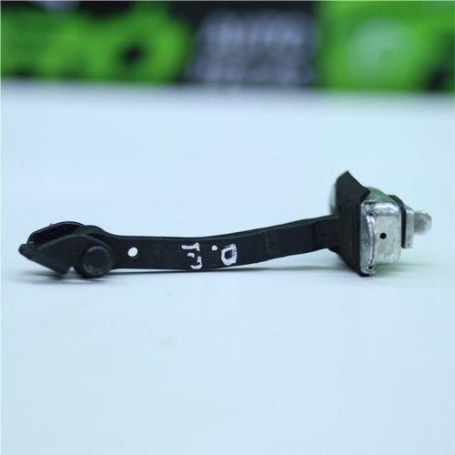 Limitador De Porta Dianteira Esquerda Ford Ka 2015 A 2018 Original Usado