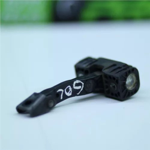 Limitador De Porta Dianteira Esquerda Vw Gol G8 2019 A 2023 Original Usado