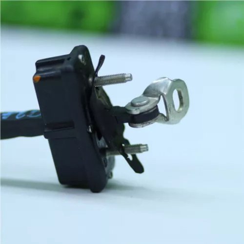Limitador De Porta Traseira Direita Fiat Argo 2018 A 2021 Original Usado