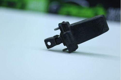 Limitador De Porta Traseira Esquerda Fiat Palio 2015 Á 2018 Original Usado