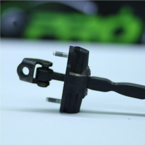 Limitador De Porta Traseira Esquerda New Fiesta 2013 A 2018 Original Usado