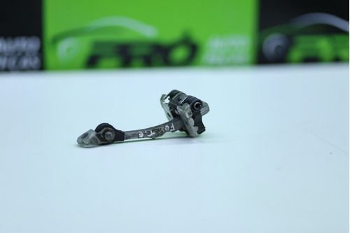 Limitador De Porta Traseira Esquerda Vw Fox 2012 Á 2014 Original Usado