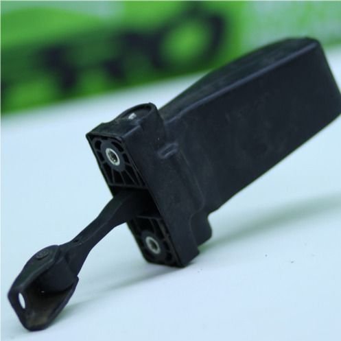 Limitador De Porta Traseira Esquerda Vw Gol G5 2010 2011 Original Usado