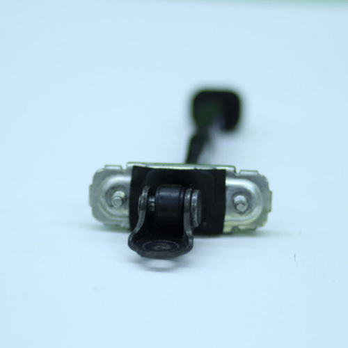Limitador Porta Dianteira Direita Chevrolet Onix 2013 Á 2019 Original Usado