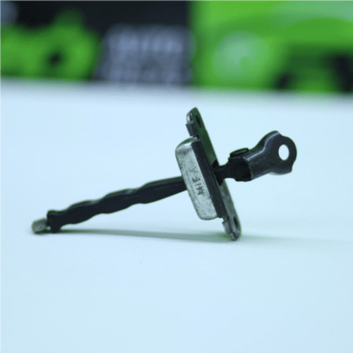 Limitador Porta Dianteira Direita Hyundai Hb20 2013 A 2019 Original Usado