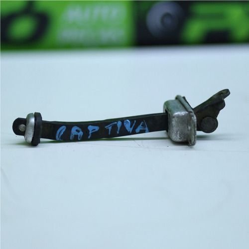 Limitador Porta Dianteira Esquerda Gm Captiva 2008 Á 2016 Original Usado
