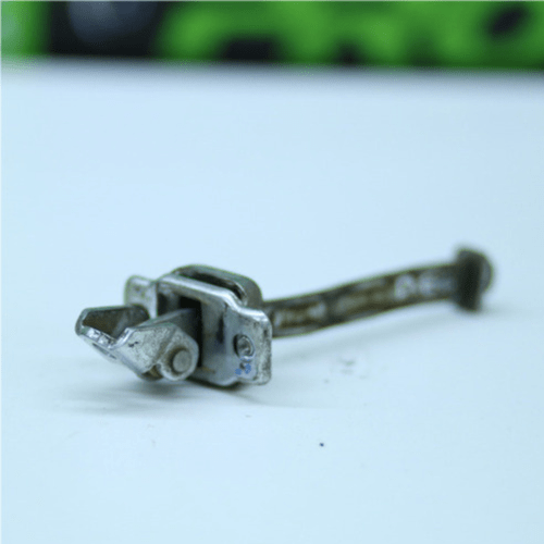 Limitador Porta Dianteira Esquerda Gm Corsa 2002 Á 2012 Original Usado