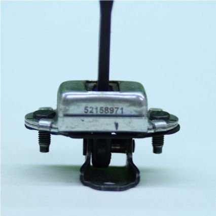 Limitador Porta Dianteira Esquerda Gm Onix 2013 A 2021 Original Usado