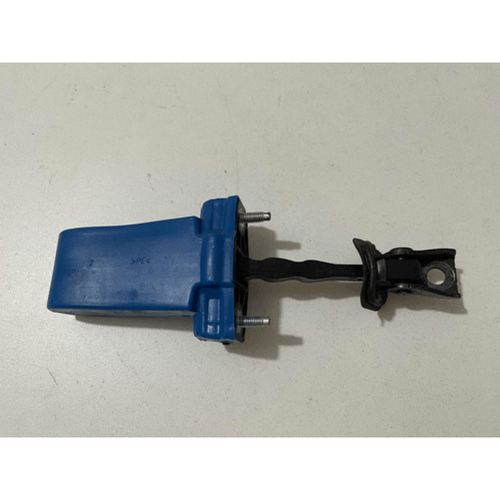 Limitador Porta Dianteiro Esquerdo Fiat Mobi 2016 A 2021 Original Usado