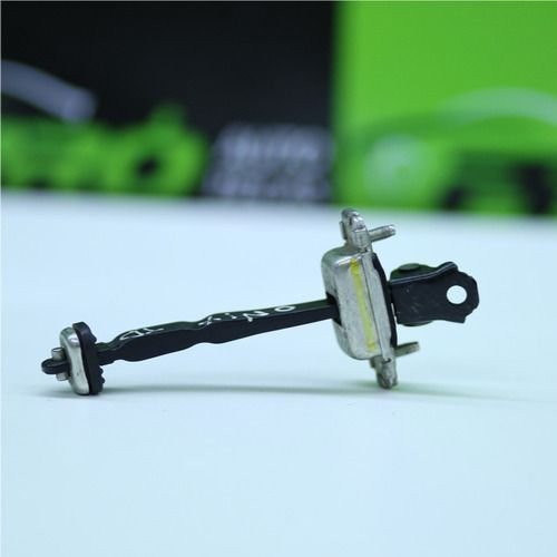 Limitador Porta Traseira Direita Chevrolet Onix 2013 A 2020 Original Usado