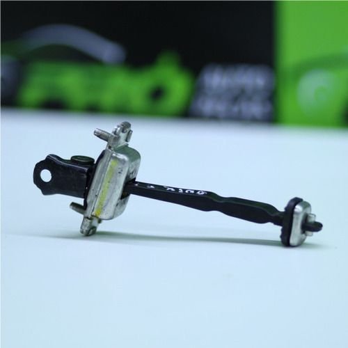 Limitador Porta Traseira Esquerda Chevrolet Onix 2013 A 2020 Original Usado