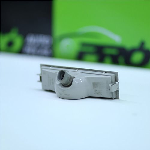 Luz De Placa Chevrolet Onix 2013 A 2019 13575339 Original Usado