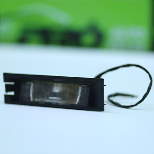 Luz De Placa Fiat Mobi 2010 2011 2012 2013 2014 2015 16 2017 Original Usado