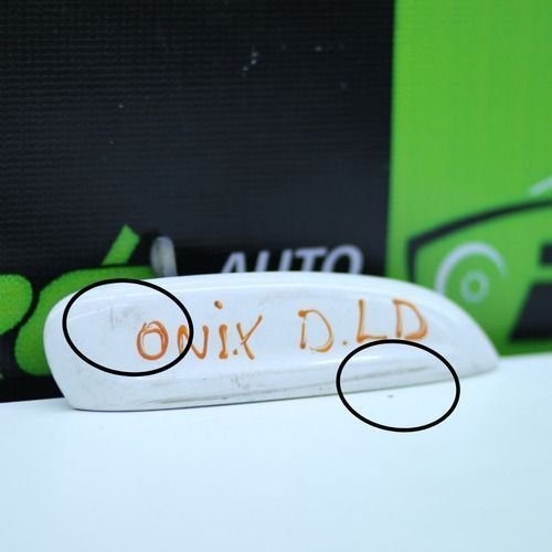 Maçaneta Externa Dianteira Direita Gm Onix 2012 A 2019 Original Usado