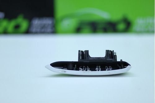 Maçaneta Externa Dianteira Direita Renault Sandero 2018 Original Usado