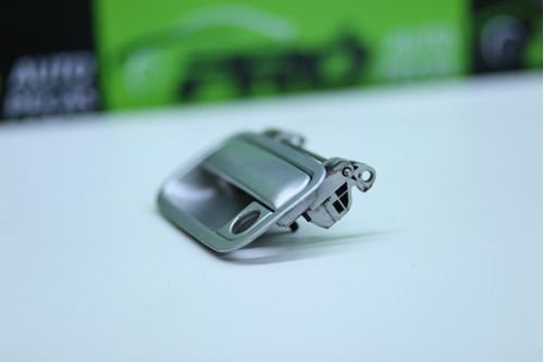 Maçaneta Externa Dianteira Esquerda Gm Corsa 2004 Á 2009 Original Usado