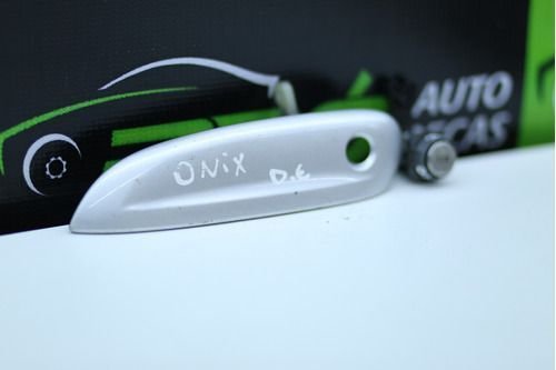 Maçaneta Externa Dianteira Esquerda Gm Onix 2013 2014 Á 2019 Original Usado