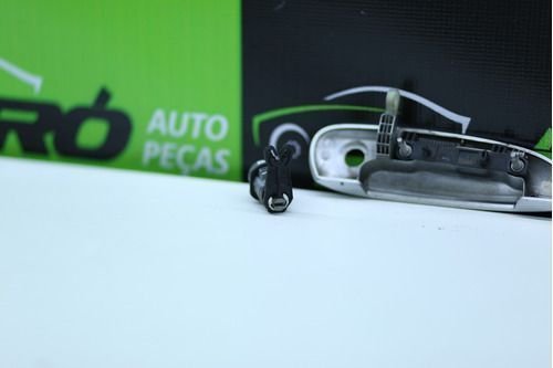 Maçaneta Externa Dianteira Esquerda Gm Onix 2013 2014 Á 2019 Original Usado