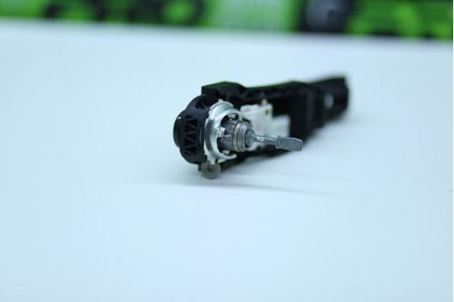 Maçaneta Externa Dianteira Esquerda Vw Fox 2010 2011 Á 2018 Original Usado