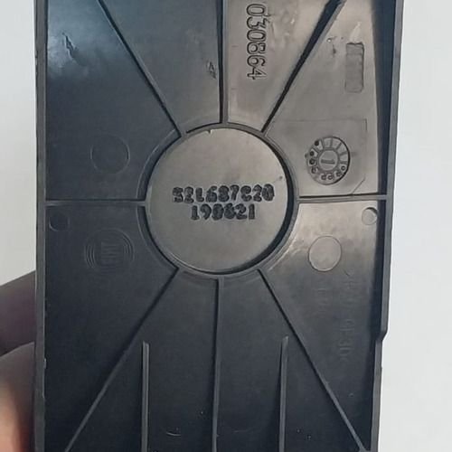 Maçaneta Externa Esquerda Fiat Mobi 2017 2018 2019 2020 Original Usado