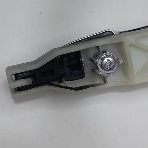 Maçaneta Externa Traseira Esquerda Hyundai Hb20 2013 A 2018 Original Usado