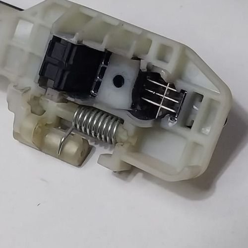 Maçaneta Externa Traseira Esquerda Hyundai Hb20 2013 A 2018 Original Usado