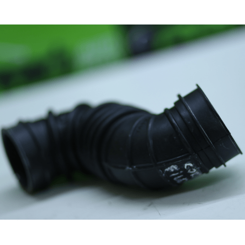 Mangueira Filtro Ar Vw fox 1.0 3cc 2016 á 2018 04c129618j Original Usado