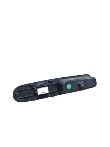Moldura Com Botão Vidro Dianteiro Fiat Mobi 2016 2017 2018 2019 2020 Direito 100230381 Original Usado