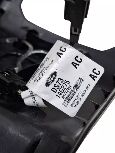 Moldura Console Central Tomada Ac 110v 150w Ford Fusion 2013 2014 2015 2016 2017 2018 2019 Original Usado