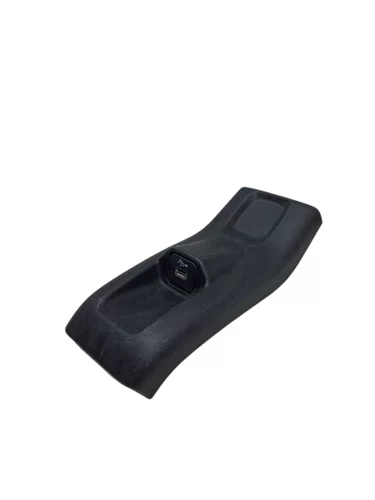 Moldura Console Usb Jeep Renegade 2015 A 2021 Traseiro Original Usado