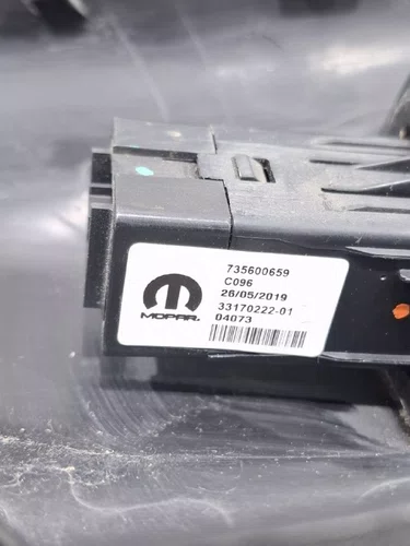 Moldura Console Usb Jeep Renegade 2015 A 2021 Traseiro Original Usado