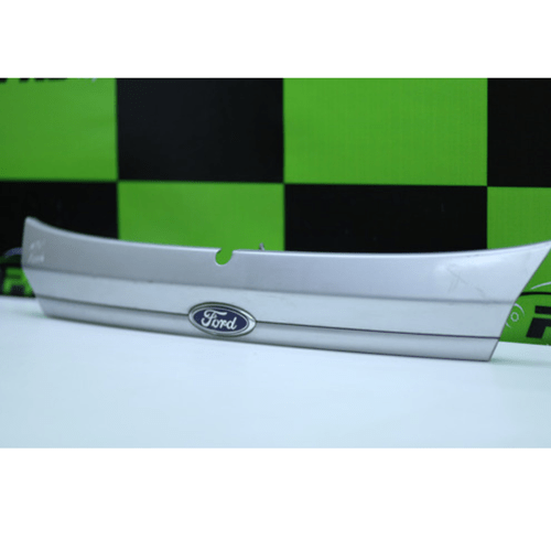 Moldura Da Tampa Traseira Ford New Fiesta 2013 Á 2016 Original Usado
