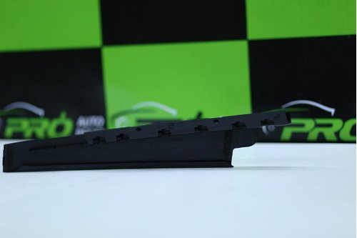Moldura De Porta Dianteira Esquerda Jeep Compass 2019 Original Usado