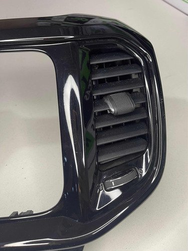 Moldura Multimídia Com Difusor Fiat Toro Ultra 2016 A 2020 Original Usado