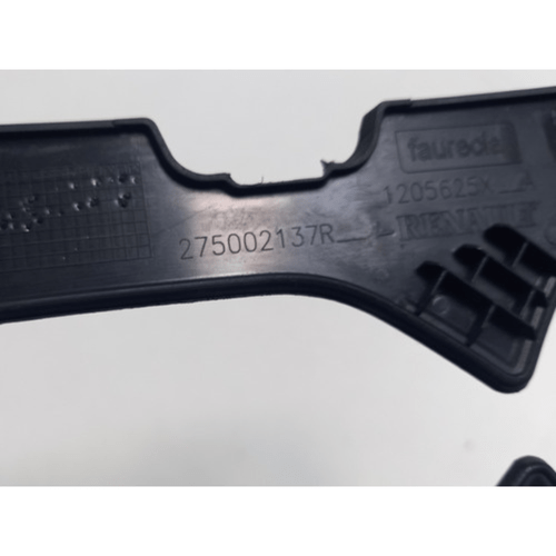Moldura Painel Central Renault Sandero 15/19 275002137r Original Usado