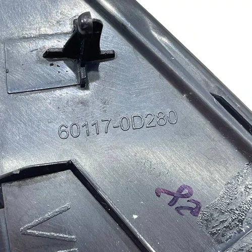 Moldura Paralama Direita Toyota Yaris 2019 A 2024 Original Usado