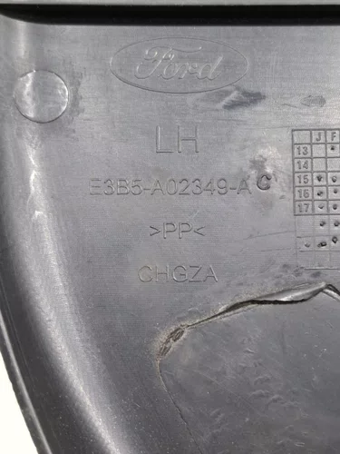 Moldura Soleira Porta Dianteira Ford Ka 2015 A 2021 Esquerdo Original Usado