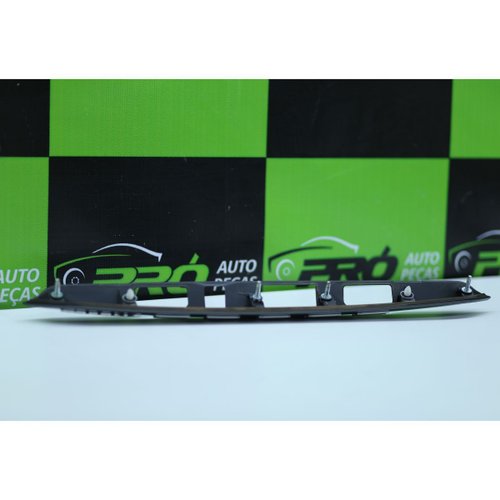 Moldura Tampa Traseira Toyota Corolla Cross 2022 a 2024 Original Usado