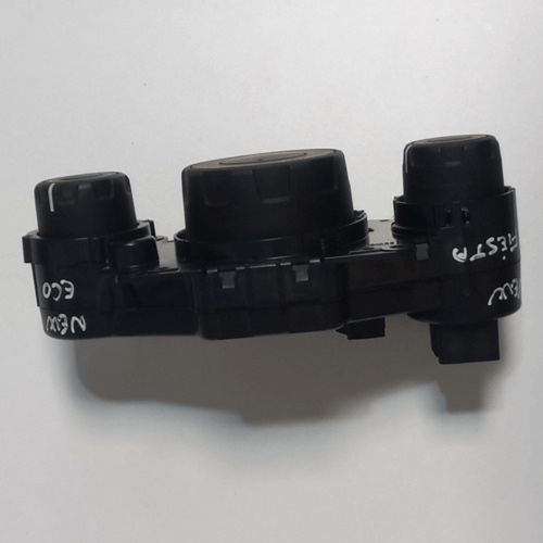Painel Comando Ar Condicionado Ford New Fiesta Original Original Usado