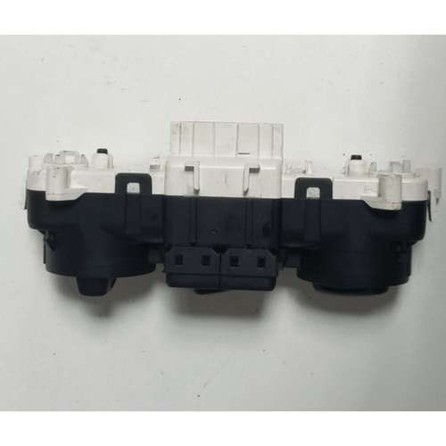 Painel Comando Ar Condicionado Vw Voyage 2017 5u1820045b9b9 Original Usado
