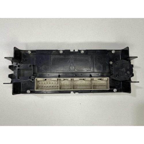 Painel Comando De Ar Climatronic Vw Golf Passat 2002 A 2013 Original Usado