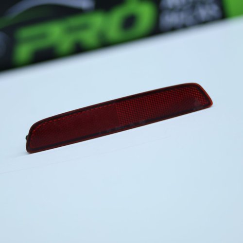 Refletor Parachoque Lado Esquerdo GM Tracker 2014 á 2016 Original Usado
