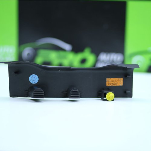 Soleira Porta Traseira Esquerda Ford New Fiesta 2013 2014 Original Usado