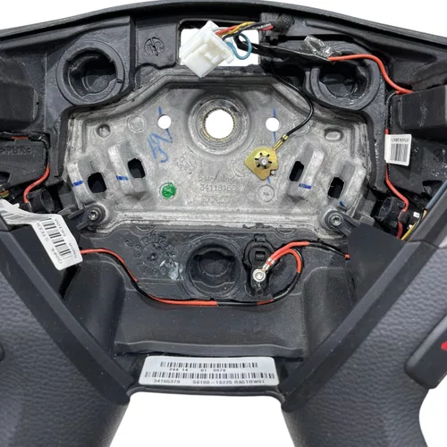 Volante Direção Com Comandos Hyundai Hb20 2013 A 2019 Original Original Usado