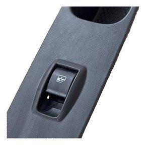 Botão Vidro Elétrico Dianteiro Direito Fiat Mobi 2017 A 2021 Original Usado