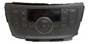 Comando Ar Condicionado Digital Nissan Sentra 2014 A 2015 Original Usado